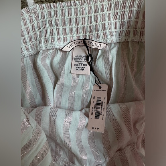 NWT Victoria’s Secret Striped PJ Set- Babydoll top and shorts- Size Small - Picture 5 of 5